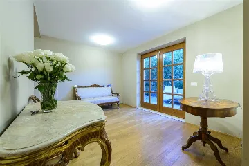 Villa with Outdoor Pool & Private Beach in Koločep