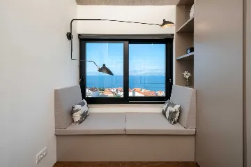 4-Bedroom Villa in Sutivan with Heated Pool