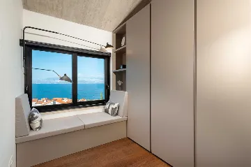 4-Bedroom Villa in Sutivan with Heated Pool