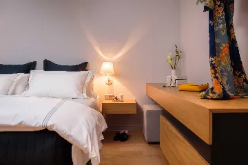 Seget Donji Villa for 10 with Heated Infinity Pool