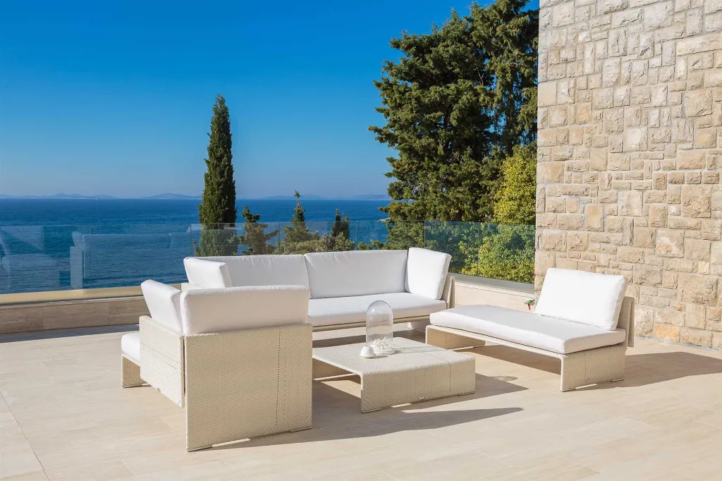 Primošten Villa for 14 Guests with Heated Pool