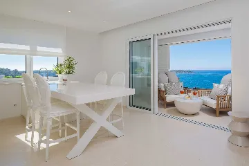 Primošten Villa for 14 Guests with Heated Pool