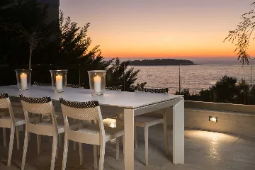 Primošten Villa for 14 Guests with Heated Pool