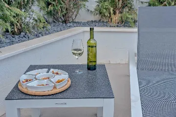 Villa in Milna for 10 Guests with Heated Pool