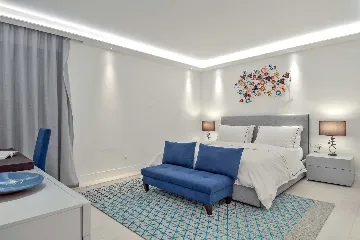 Villa in Milna for 10 Guests with Heated Pool