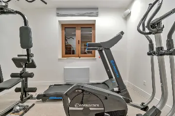 Villa in Milna for 10 Guests with Heated Pool