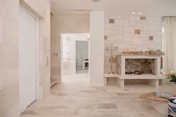 Sumartin 6-Bedroom Villa for Up to 12 Guests