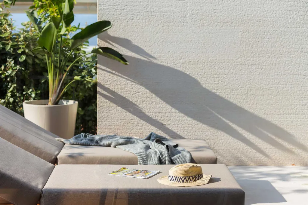 Air-Conditioned Villa in Sutivan with Heated Infinity Pool