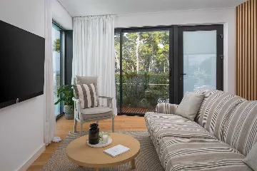 Air-Conditioned Villa in Sutivan with Heated Infinity Pool