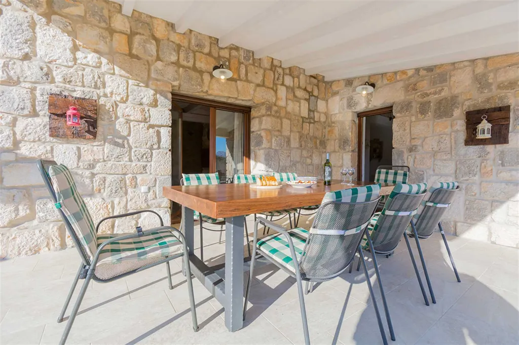 3-Bedroom Villa in Vrgorac with Heated Pool