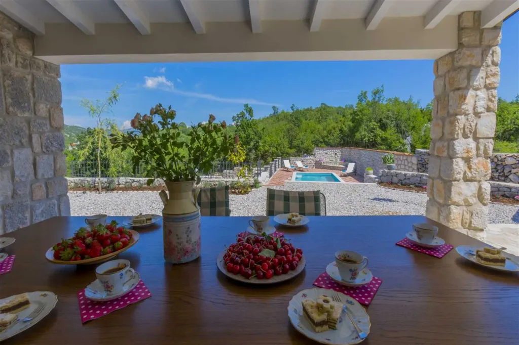 3-Bedroom Villa in Vrgorac with Heated Pool