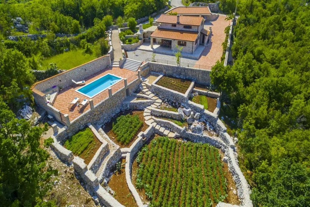 3-Bedroom Villa in Vrgorac with Heated Pool