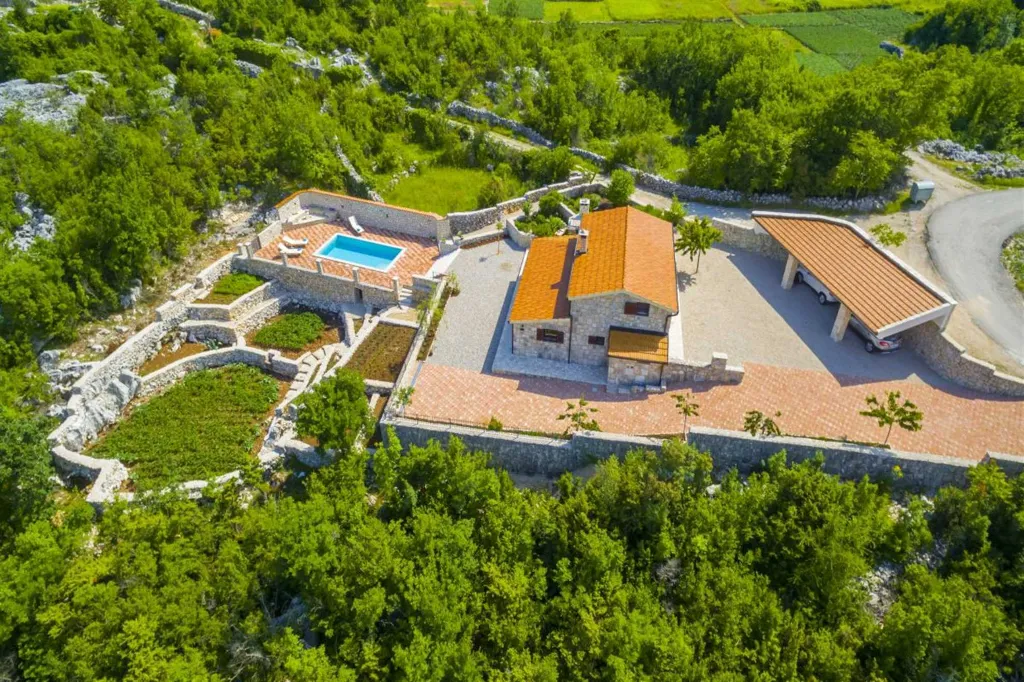 3-Bedroom Villa in Vrgorac with Heated Pool