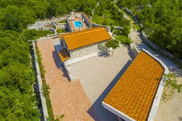 3-Bedroom Villa in Vrgorac with Heated Pool
