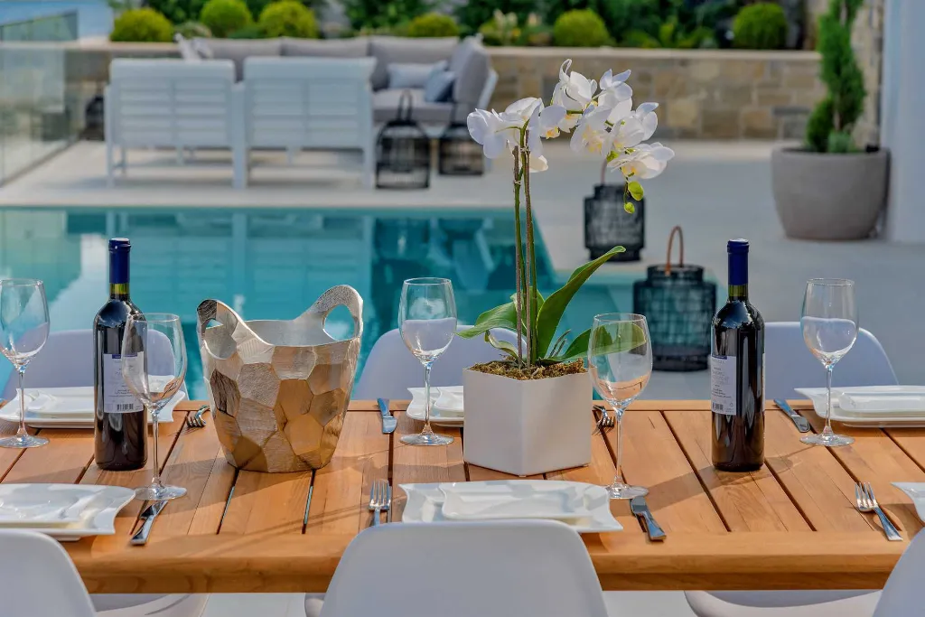 Korčula Seafront Villa for 8 with Infinity Pool
