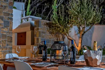 Korčula Seafront Villa for 8 with Infinity Pool