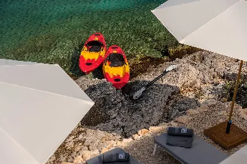 Korčula Seafront Villa for 8 with Infinity Pool