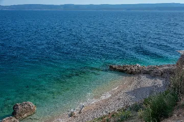 Villa with Heated Outdoor Pool in Mimice (6+2)