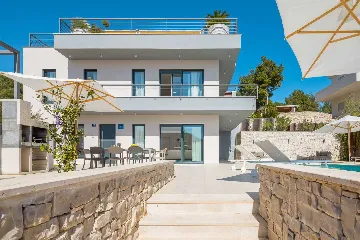 Milna Croatia 4-Bedroom Villa with Heated Pool