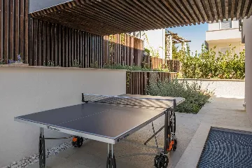 Milna 4-Bedroom Villa with Heated Pool