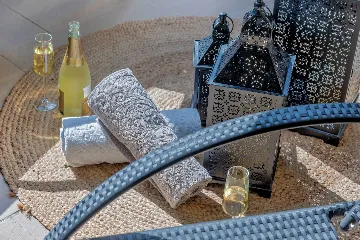 Split Villa in Zrnovnica with Heated Pool