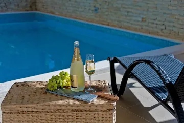 Split Villa in Zrnovnica with Heated Pool