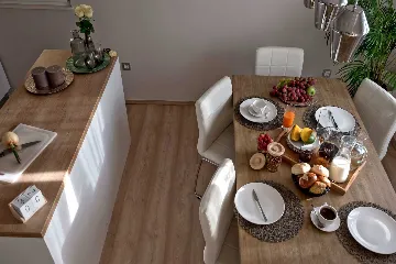 Split Villa in Zrnovnica with Heated Pool