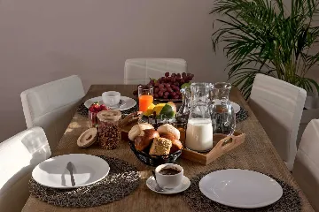 Split Villa in Zrnovnica with Heated Pool