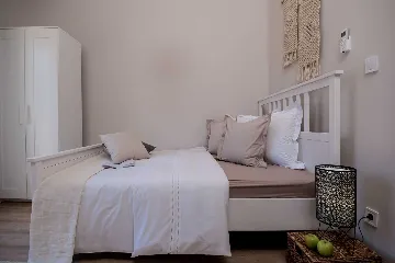 Split Villa in Zrnovnica with Heated Pool