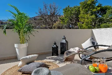 Split Villa in Zrnovnica with Heated Pool