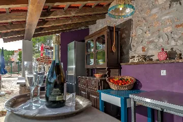 Milna Villa for 10–15 Guests with Heated Pool