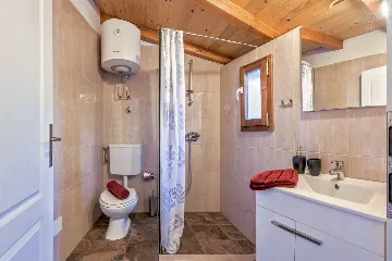 Milna Villa for 10–15 Guests with Heated Pool