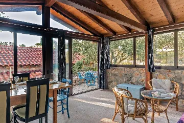 Milna Villa for 10–15 Guests with Heated Pool