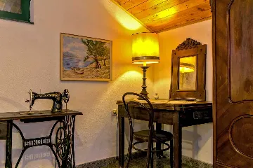 Milna Villa for 10–15 Guests with Heated Pool