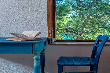 Milna Villa for 10–15 Guests with Heated Pool