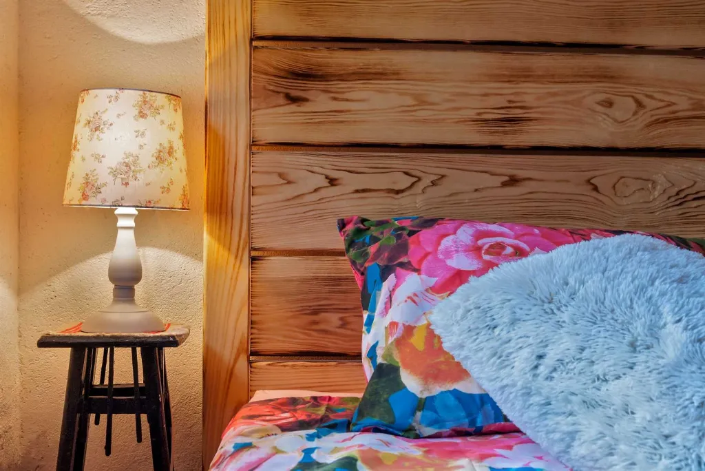 Milna Villa for 10–15 Guests with Heated Pool