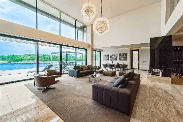 6-Bedroom Villa in Štikovica for Up to 12