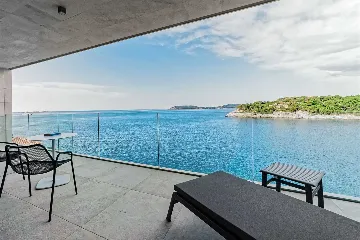 6-Bedroom Villa in Štikovica for Up to 12