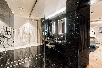 6-Bedroom Villa in Štikovica for Up to 12