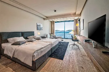 6-Bedroom Villa in Štikovica for Up to 12