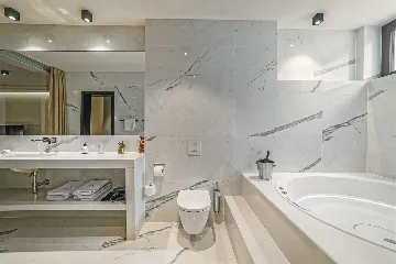 6-Bedroom Villa in Štikovica for Up to 12