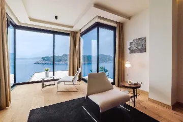 6-Bedroom Villa in Štikovica for Up to 12