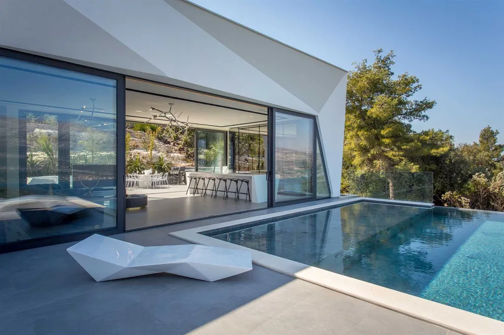 Villa with Two Infinity Pools for 10 in Žrnovo