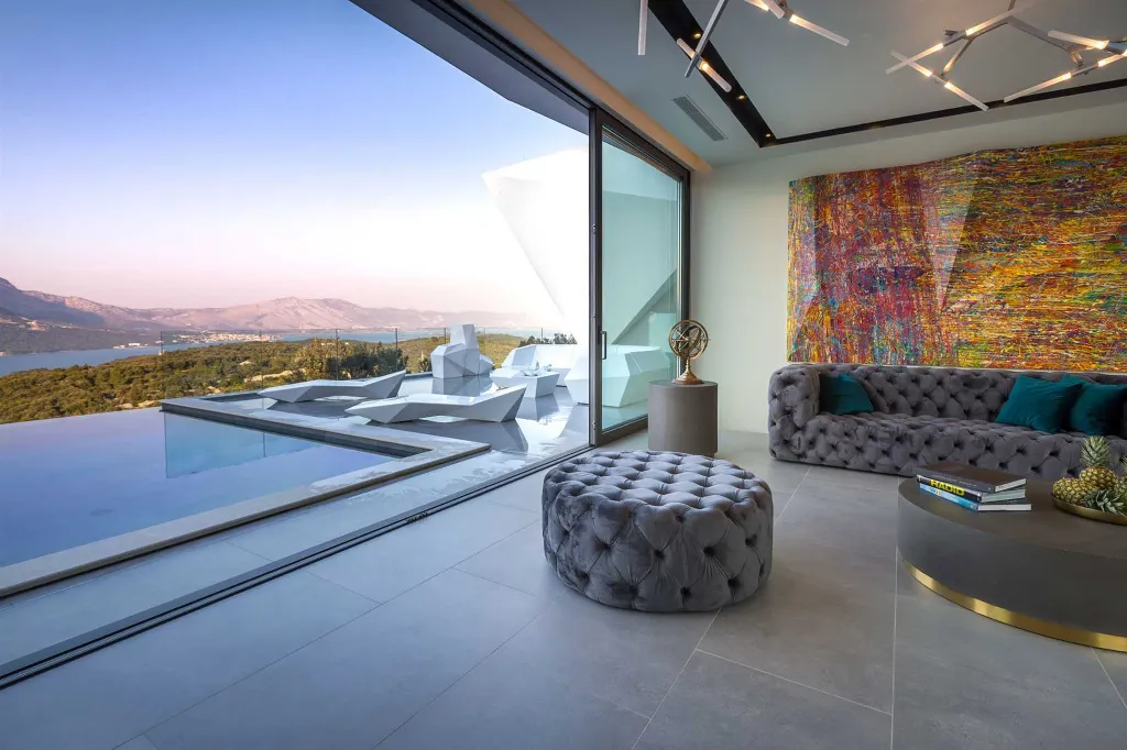 Villa with Two Infinity Pools for 10 in Žrnovo