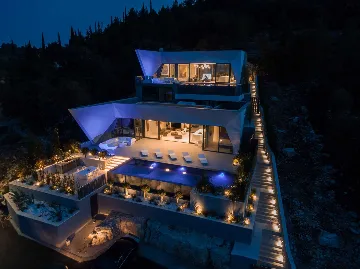 Villa with Two Infinity Pools for 10 in Žrnovo