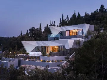 Villa with Two Infinity Pools for 10 in Žrnovo