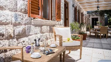 4-Bedroom Stone Villa with Heated Pool in Dubrovnik