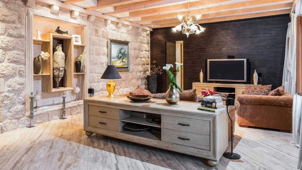4-Bedroom Stone Villa with Heated Pool in Dubrovnik