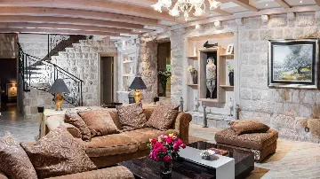 4-Bedroom Stone Villa with Heated Pool in Dubrovnik