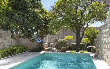 4-Bedroom Stone Villa with Heated Pool in Dubrovnik